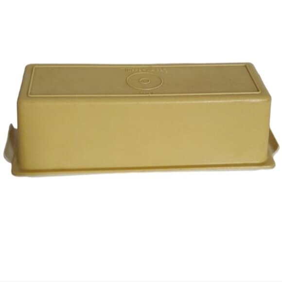 Vintage Tupperware Butter Dish Container Saver Mustard Gold Almond - Picture 2 of 16